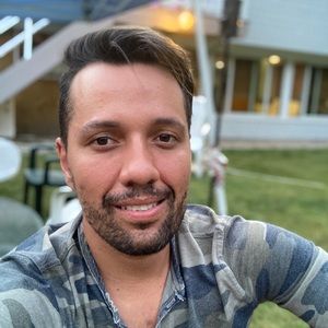 Meet your Posher, Bruno pierre